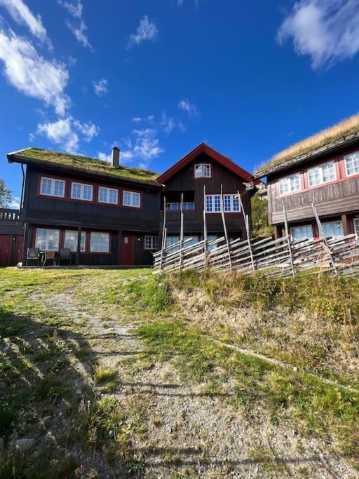 Villa Fin Leilighet Med Flott Beliggenhet Ski In Ski Out Beitostolen Exterior foto